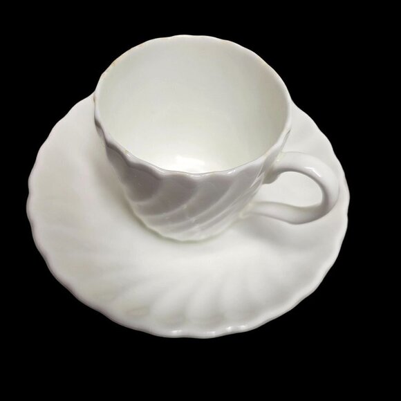Minton Bone China 4 Sets Demitasse Cup & Saucer White Fife Swirl Made in England - Picture 1 of 6